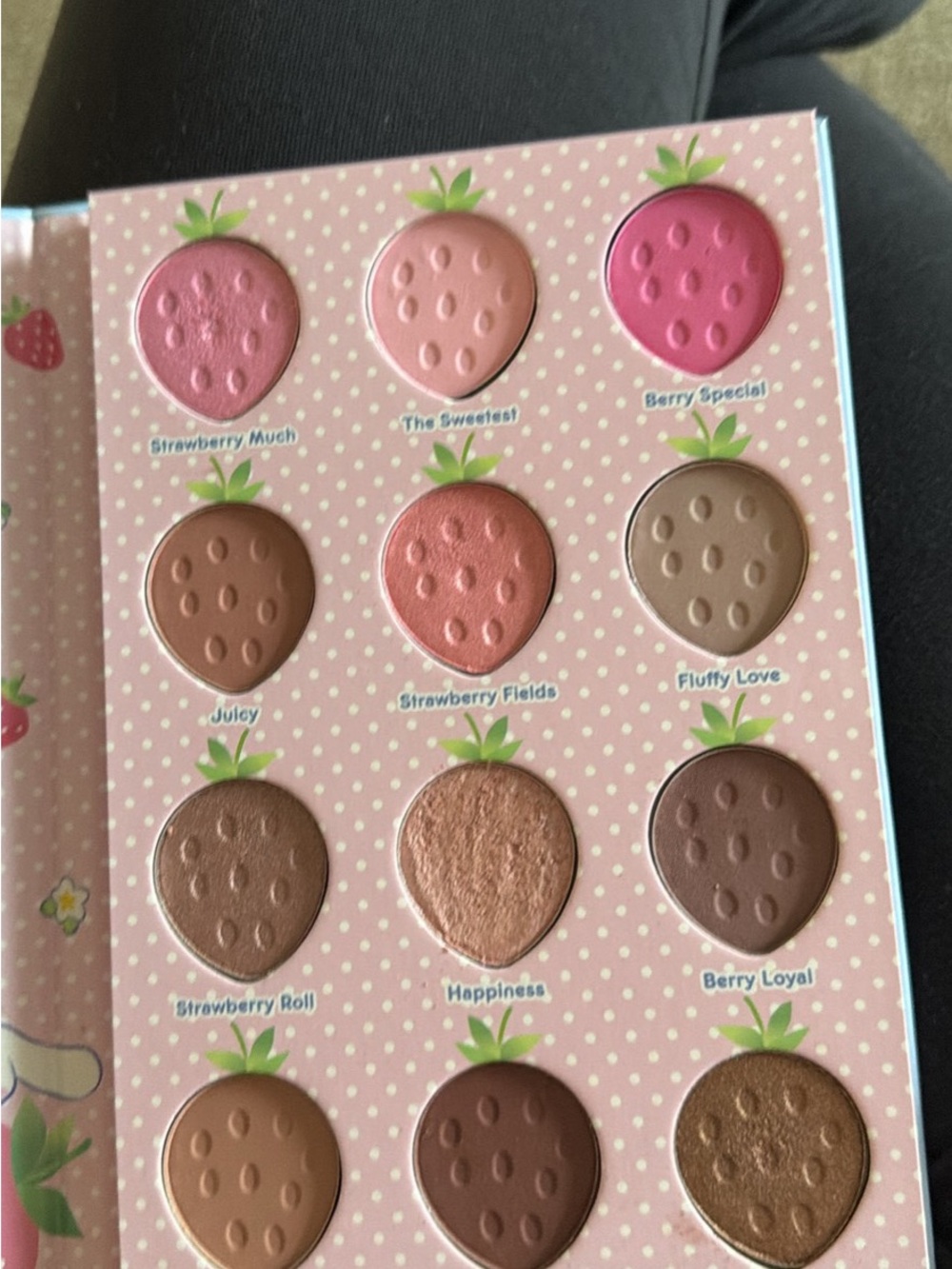 Kids Strawberry Eyeshadow Palette — Pink & Brown Shades